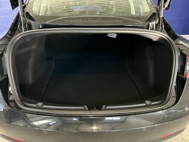 TESLA MODEL 3 SR+ / FSD / SOH 88% / 2020 / 177 000 KMS