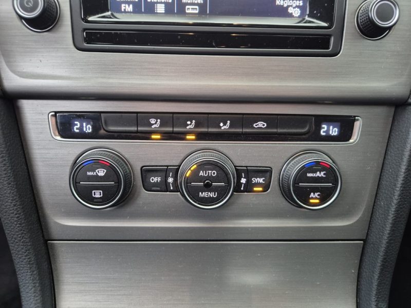 VOLKSWAGEN GOLF VII 1.2 TSI 105 BLUEMOTION TECHNOLOGY CONFORTLINE 2015