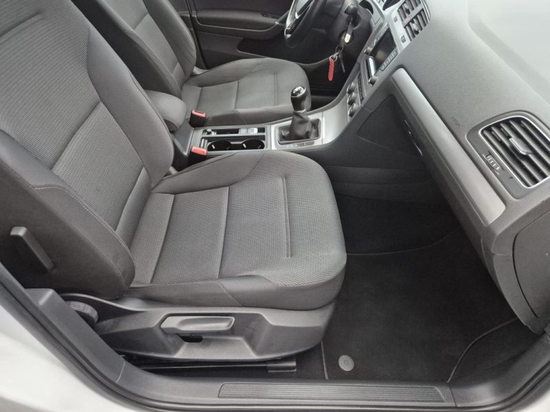 VOLKSWAGEN GOLF VII 1.2 TSI 105 BLUEMOTION TECHNOLOGY CONFORTLINE 2015