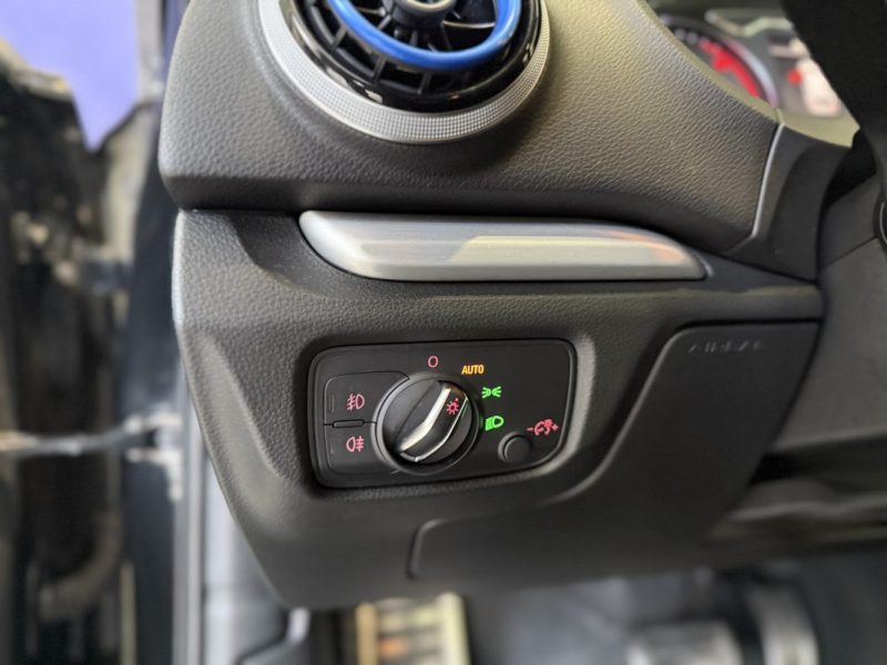 AUDI A3 SPORTBACK III  2.0 TDI 150CH S Line S TRONIC 6 / 2016