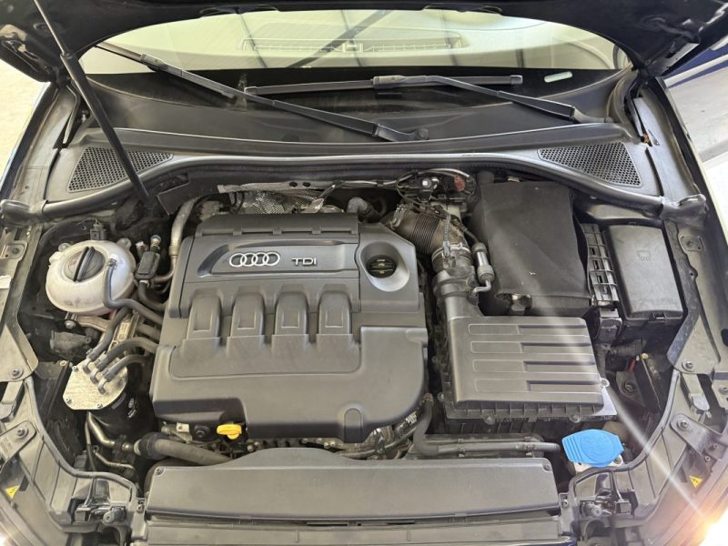 AUDI A3 SPORTBACK III  2.0 TDI 150CH S Line S TRONIC 6 / 2016