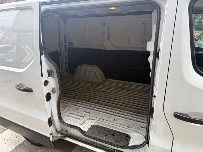 RENAULT TRAFIC III (2) L1H1 2.0 DCI 120cv GRAND CONFORT 