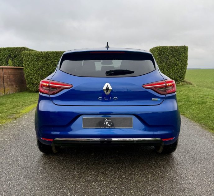 RENAULT CLIO V 1.6 E-Tech full hybrid 145ch INTENS / Apple CarPlay / Feux LED / CAMÉRA DE RECUL