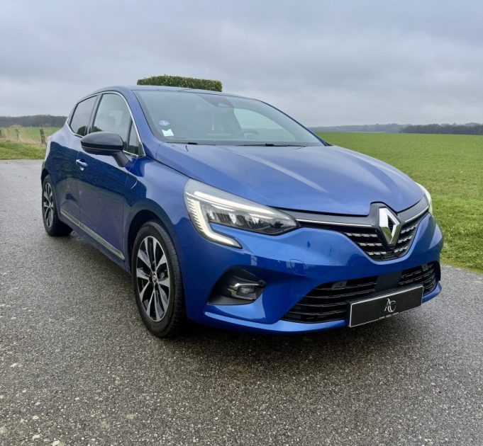 RENAULT CLIO V 1.6 E-Tech full hybrid 145ch INTENS / Apple CarPlay / Feux LED / CAMÉRA DE RECUL