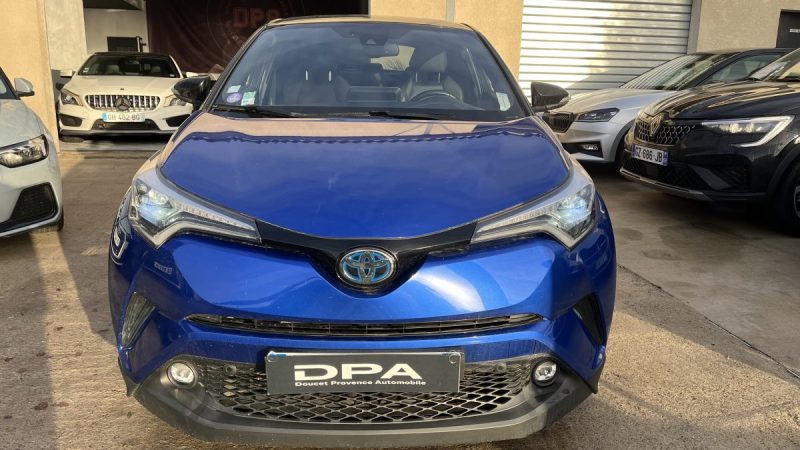 TOYOTA C-HR 122H GRAPHIC 2WD E-CVT RC18 2019