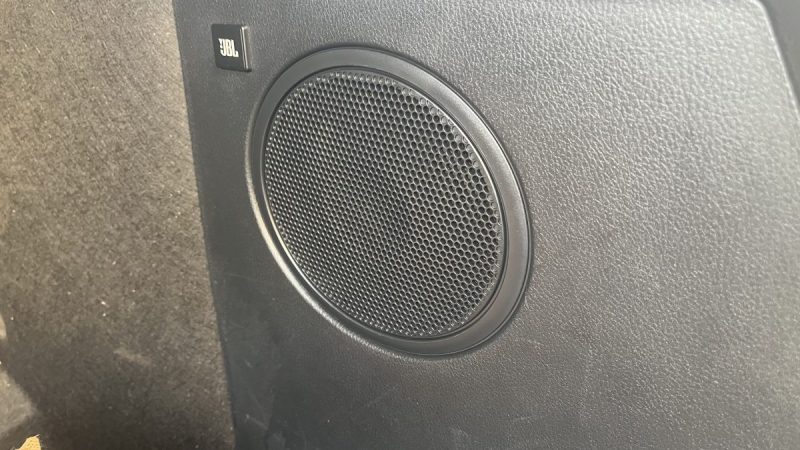 TOYOTA C-HR 122H GRAPHIC 2WD E-CVT RC18 2019