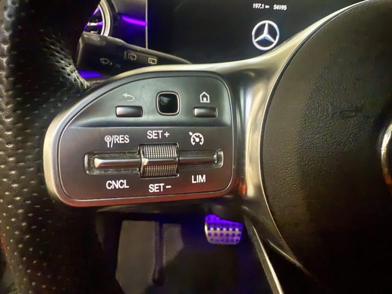 Mercedes Classe A 200 165cv AMG LINE 7G-DCT BVA / Toit ouvrant / Sièges chauffants