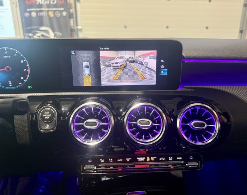 Mercedes Classe A 200 165cv AMG LINE 7G-DCT BVA / Toit ouvrant / Sièges chauffants