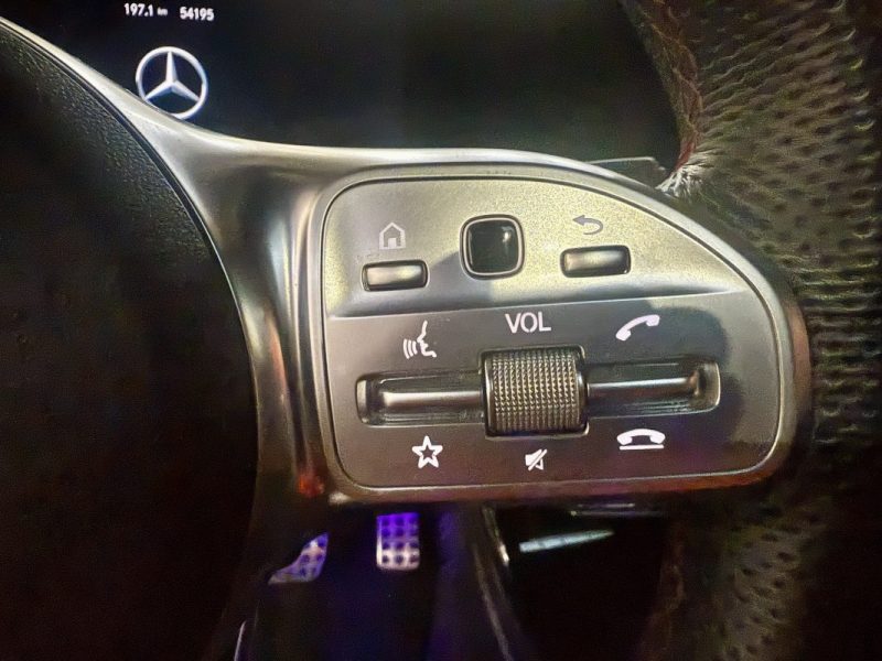 Mercedes Classe A 200 165cv AMG LINE 7G-DCT BVA / Toit ouvrant / Sièges chauffants