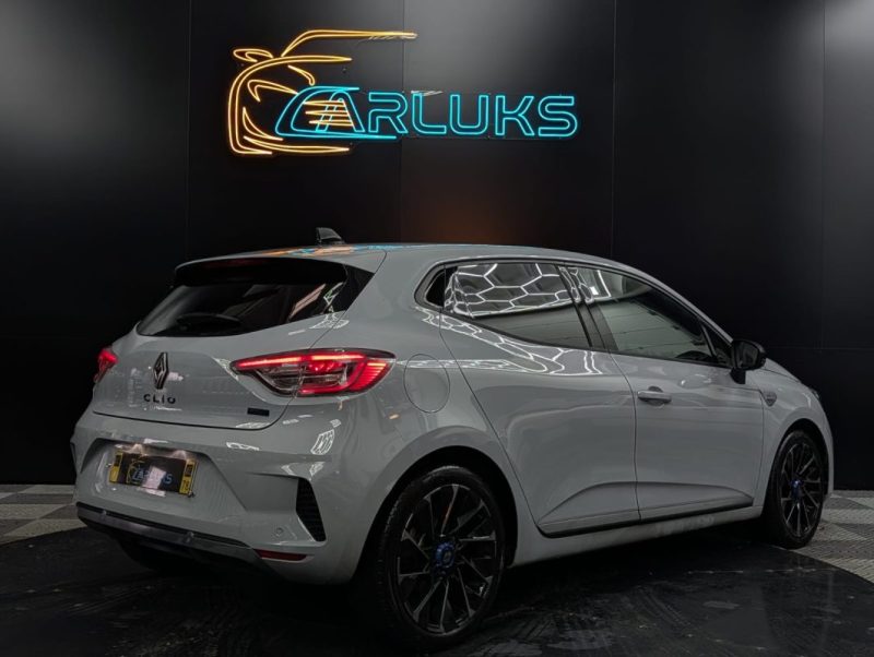 RENAULT CLIO V 1.6 E-TECH 145 cv ESPRIT ALPINE