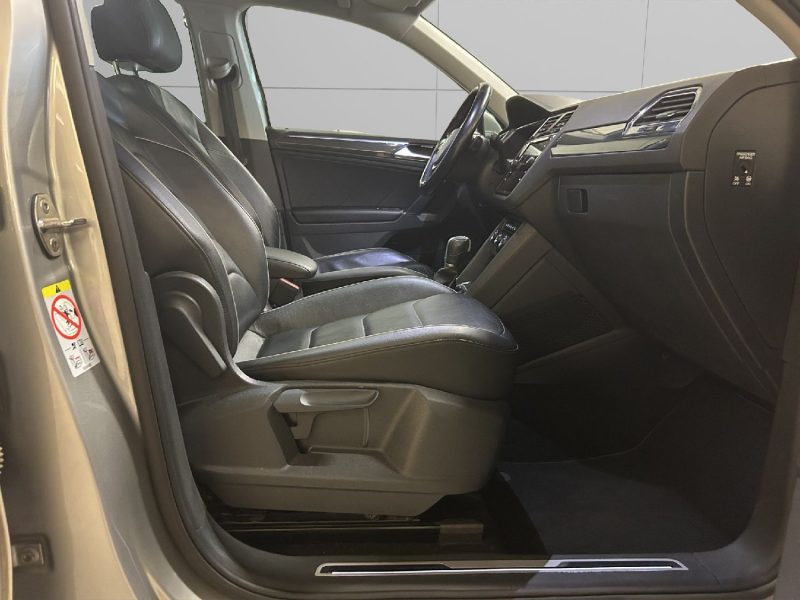 VOLKSWAGEN TIGUAN *R-LINE* 1.4 TSI 150CV *BOITE AUTO* 