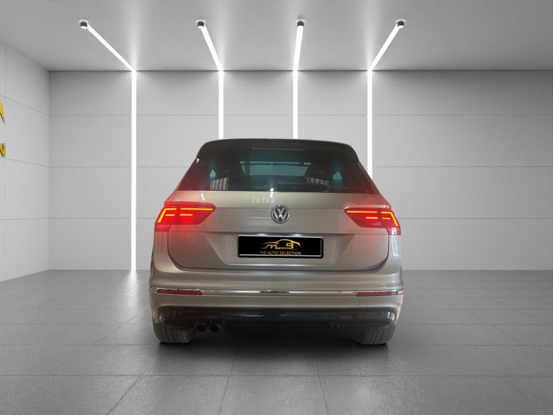 VOLKSWAGEN TIGUAN R-LINE 1.4 TSI 150CV BOITE AUTO 