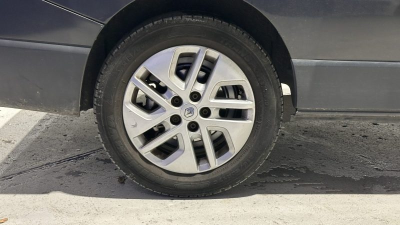 Renault Trafic L2H1 1.6 dCi 140ch Grand Confort - 6 places - Caméra de recul