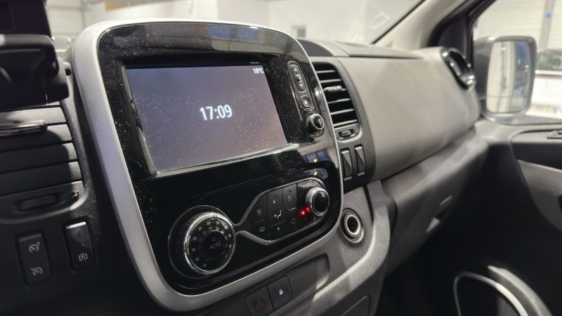 Renault Trafic L2H1 1.6 dCi 140ch Grand Confort - 6 places - Caméra de recul
