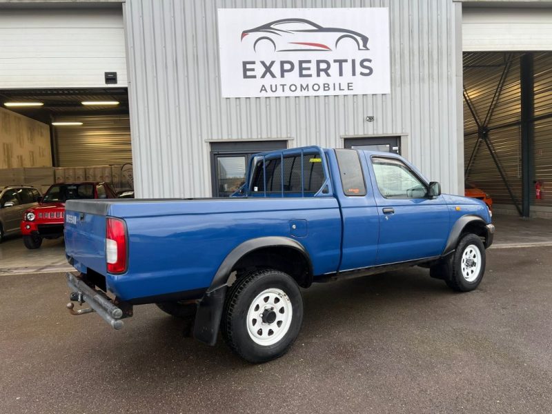 NISSAN NAVARA PICK UP 2.4 KING CAB KING CAB 4X4 120CV ( TRES RARE )