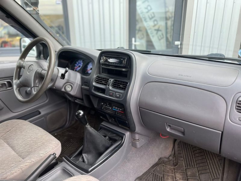 NISSAN NAVARA PICK UP 2.4 KING CAB KING CAB 4X4 120CV ( TRES RARE )