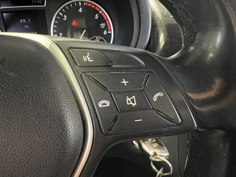 MERCEDES CLASSE B CLASSE B 180 CDI  BLUE EFFICIENCY DESIGN / PREMIÈRE MAIN