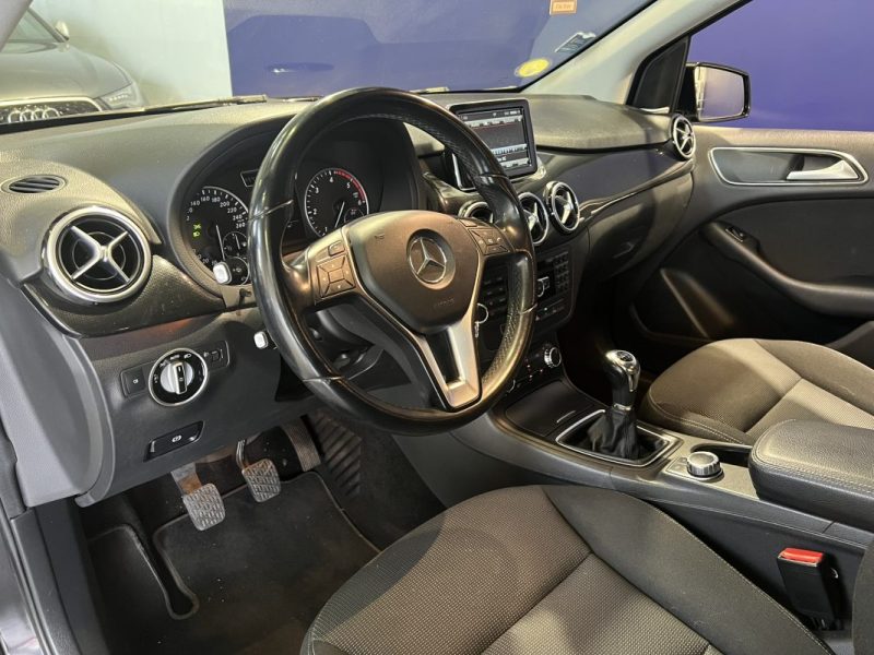 MERCEDES CLASSE B CLASSE B 180 CDI  BLUE EFFICIENCY DESIGN / PREMIÈRE MAIN