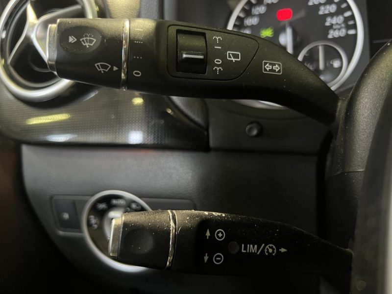 MERCEDES CLASSE B CLASSE B 180 CDI  BLUE EFFICIENCY DESIGN / PREMIÈRE MAIN