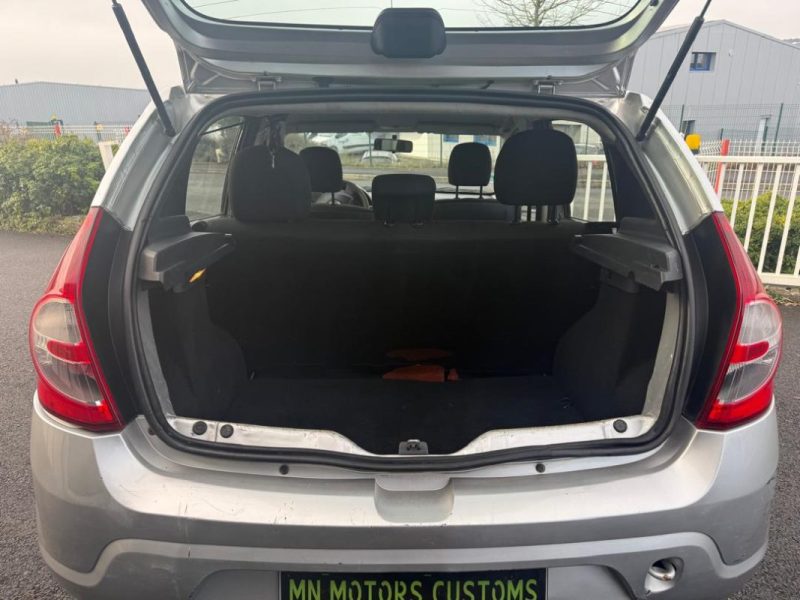 DACIA SANDERO 1.4 MPI AMBIANCE GPL 2010