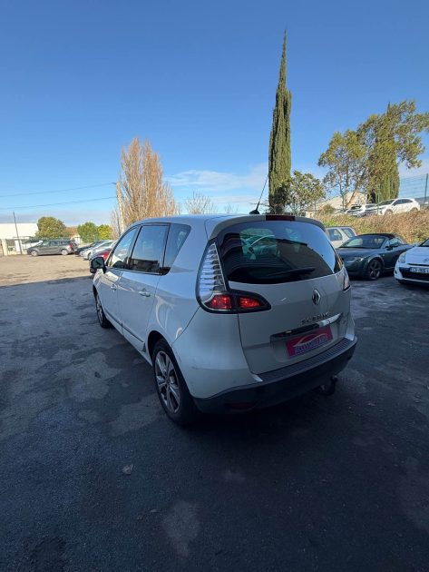 RENAULT SCENICIII 1.5 DCI 110CH ENERGY LOUNGE ECO² 2014