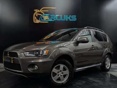 MITSUBISHI OUTLANDER 2.2 DI-D 156ch INSTYLE TC-SST
