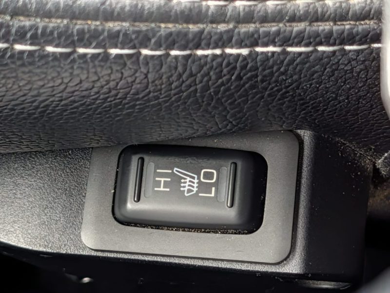 MITSUBISHI OUTLANDER 2.2 DI-D 156ch INSTYLE TC-SST