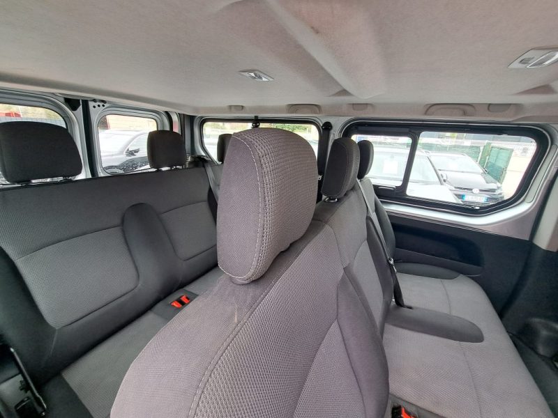 RENAULT TRAFIC  2.0 DCI 150 CV L2H1 9PLACES ECRAN GPS  2023