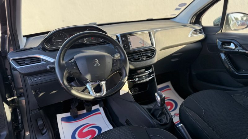 PEUGEOT 208 208 1.2 VTI 82 CV ALLURE  2016