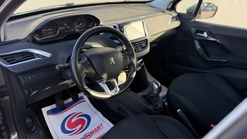 PEUGEOT 208 208 1.2 VTI 82 CV ALLURE  2016