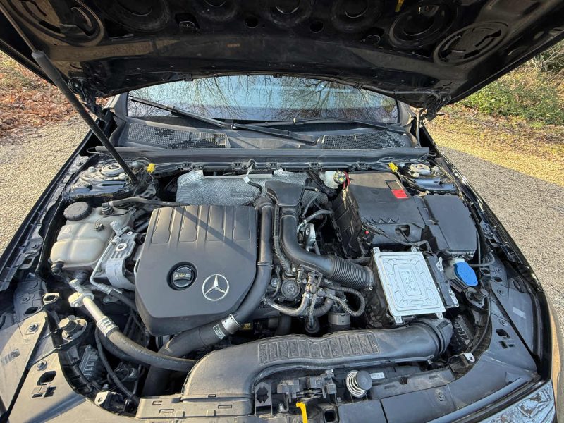 MERCEDES CLASSE A 180 AMG LINE  2020