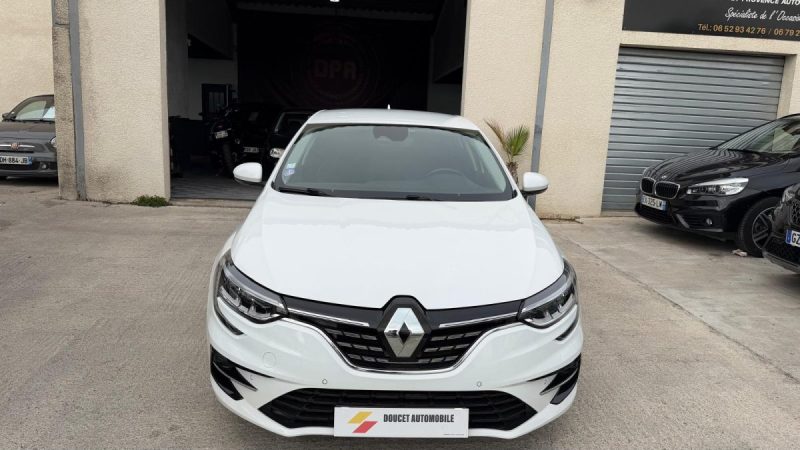 RENAULT MEGANE 1.3 TCE 140CH FAP BUSINESS INTENS sur équipé