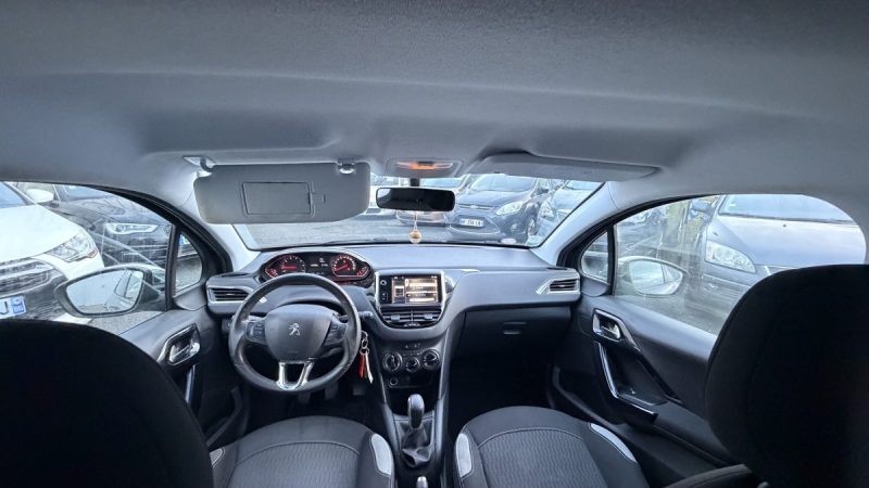 PEUGEOT 208 1.2 VTI 82 CV STYLE 5P Garantie