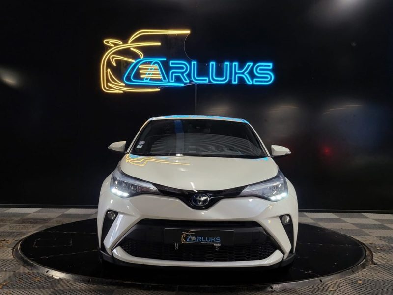 TOYOTA C-HR 122H DYNAMIC BUSINESS / SIEGES CHAUFFANTS / CAMERA / CARPLAY 2020