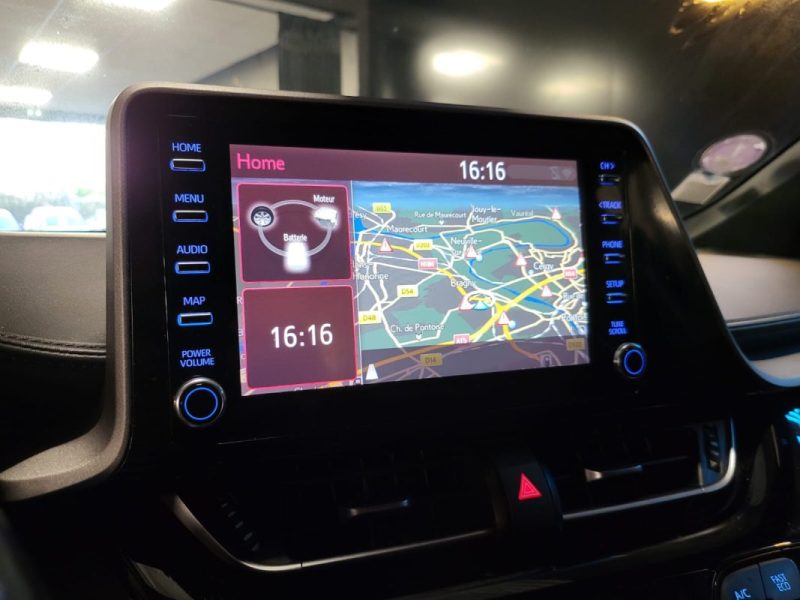 TOYOTA C-HR 122H DYNAMIC BUSINESS / SIEGES CHAUFFANTS / CAMERA / CARPLAY 2020