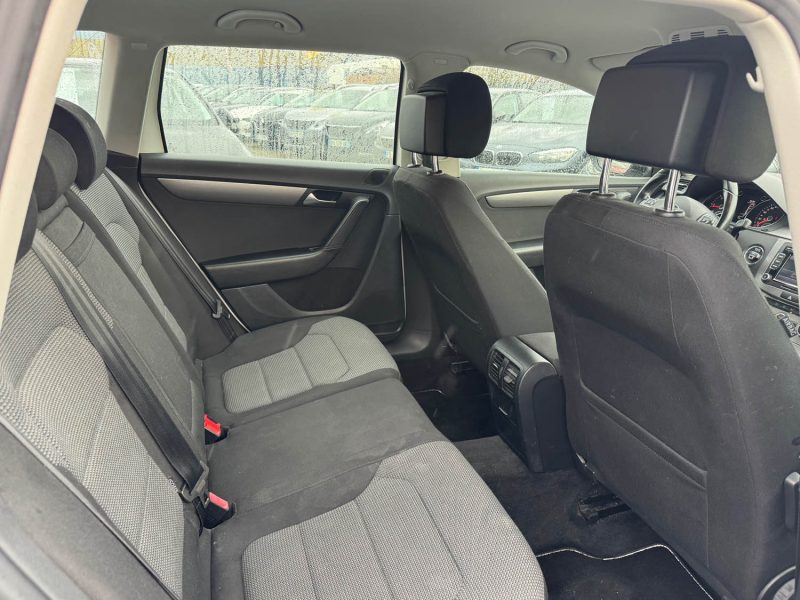 VW PASSAT SW 1.6 TDI 105 DSG 