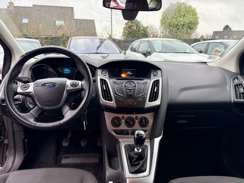 FORD FOCUS 