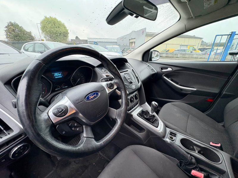 FORD FOCUS 