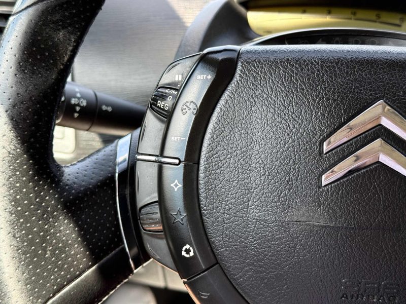 Citroën C4 1.6 HDI 110CH Exclusive – Régulateur – Clim Auto – Jantes Alu – Révisée & Garantie 6 mois
