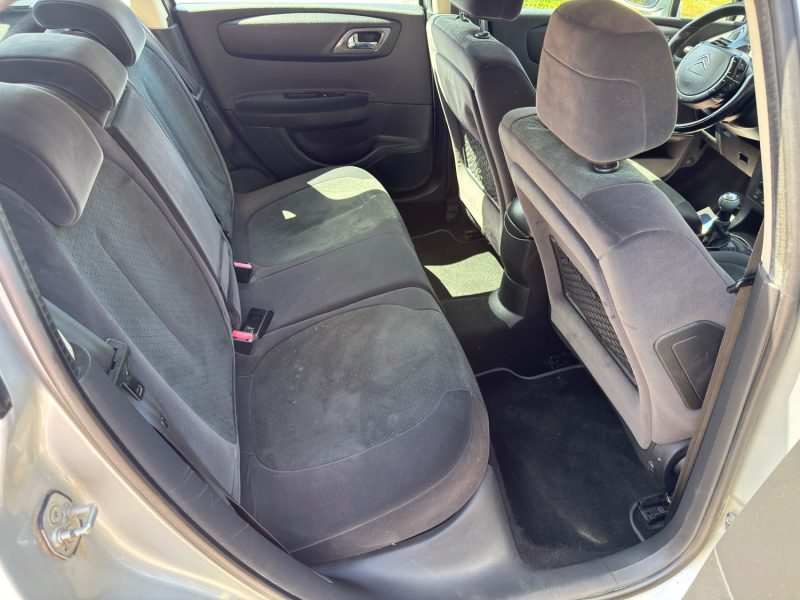 Citroën C4 1.6 HDI 110CH Exclusive – Régulateur – Clim Auto – Jantes Alu – Révisée & Garantie 6 mois