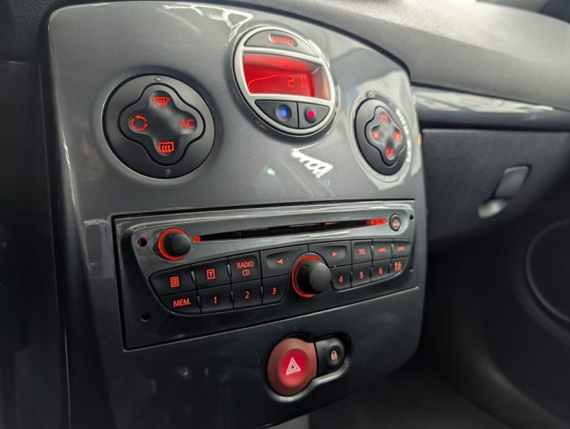 RENAULT CLIO 3 1.6 16V 128ch EXCEPTION 