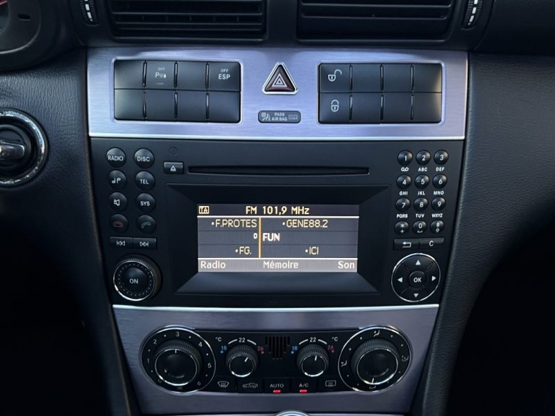 MERCEDES CLASSE CLC 220 CDI 2.2 150 Cv 1ERE MAIN TOIT OUVRANT CUIR BOITE AUTOMATIQUE - GARANTIE 1 AN