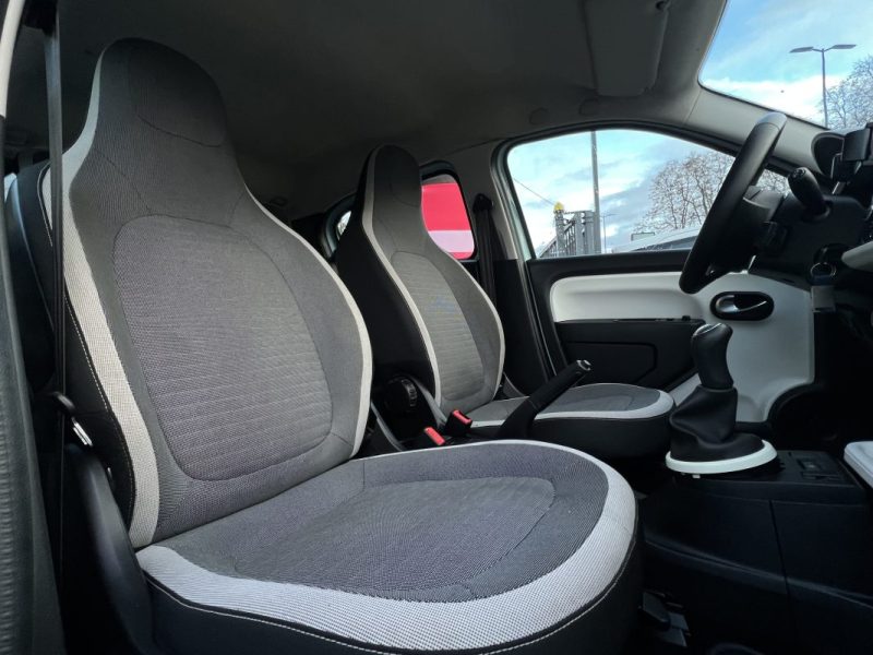 RENAULT TWINGO 3 III LIMITED 1.0 SCE 70 Cv 5 PORTES CLIMATISATION BLUETOOTH - GARANTIE 1 AN