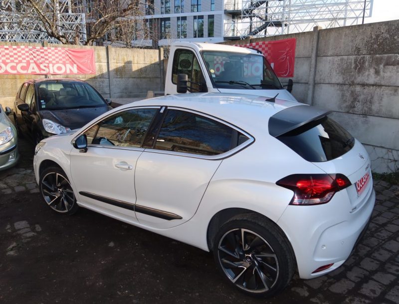 CITROEN DS4 1.6 THP 200CH SPORT CHIC 2011