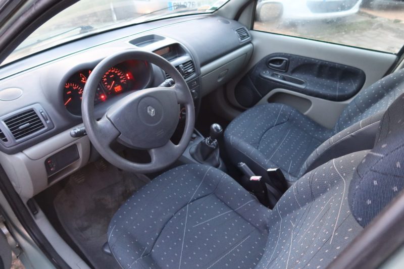 RENAULT CLIO EXTRÊME 1.2I 58CH 2003