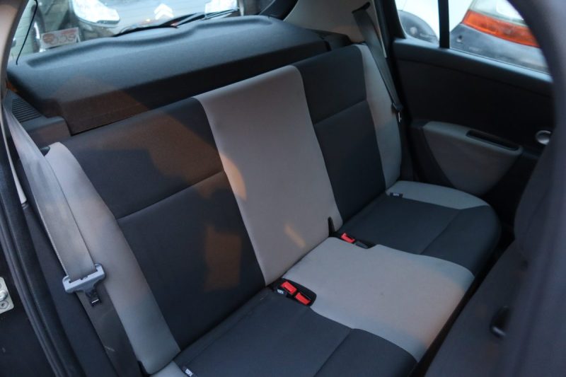 RENAULT CLIO III 1.2 16V 75CH AUTHENTIQUE 5P 2011