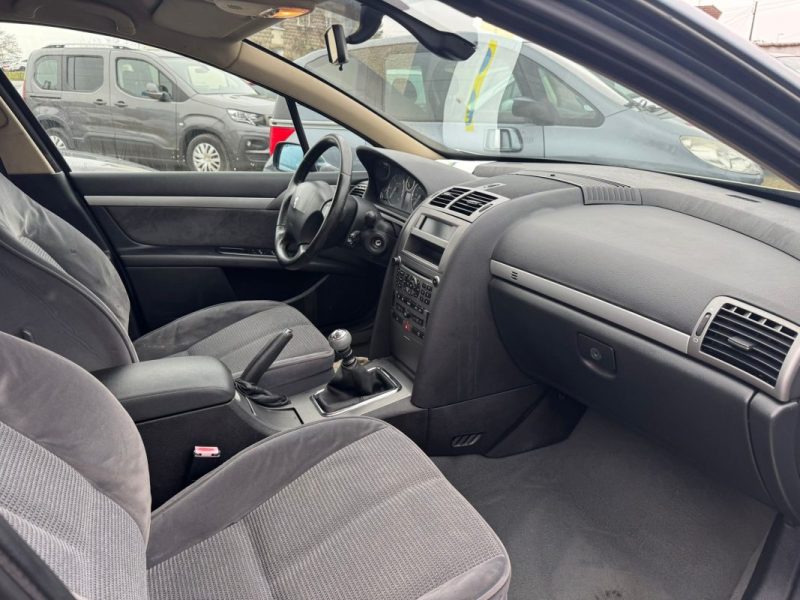 JOLIE PEUGEOT 407 2.0 HDI 136 CV 2004