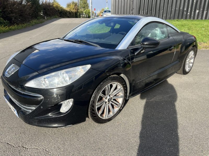 PEUGEOT RCZ  2011