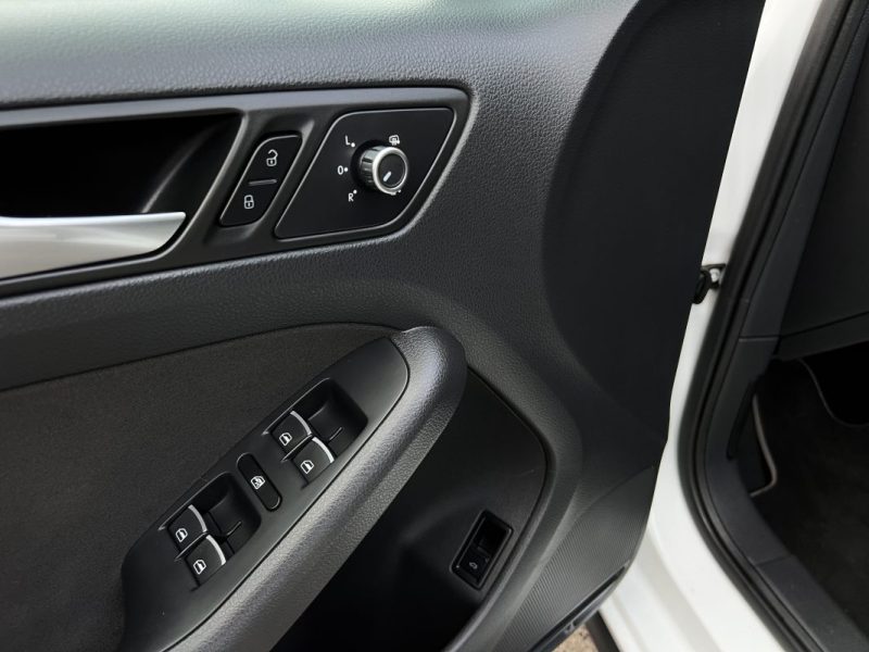 VOLKSWAGEN JETTA 4 IV HYBRID 1.4 TSI 150 Cv 1ERE MAIN / DSG7 36 300 Kms CRIT AIR 1 - GARANTIE 1 AN