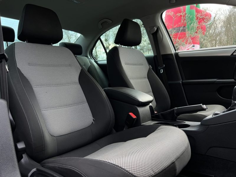 VOLKSWAGEN JETTA 4 IV HYBRID 1.4 TSI 150 Cv 1ERE MAIN / DSG7 36 300 Kms CRIT AIR 1 - GARANTIE 1 AN